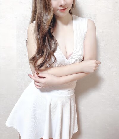 THE ESTHE FUKUOKA 近藤ゆき