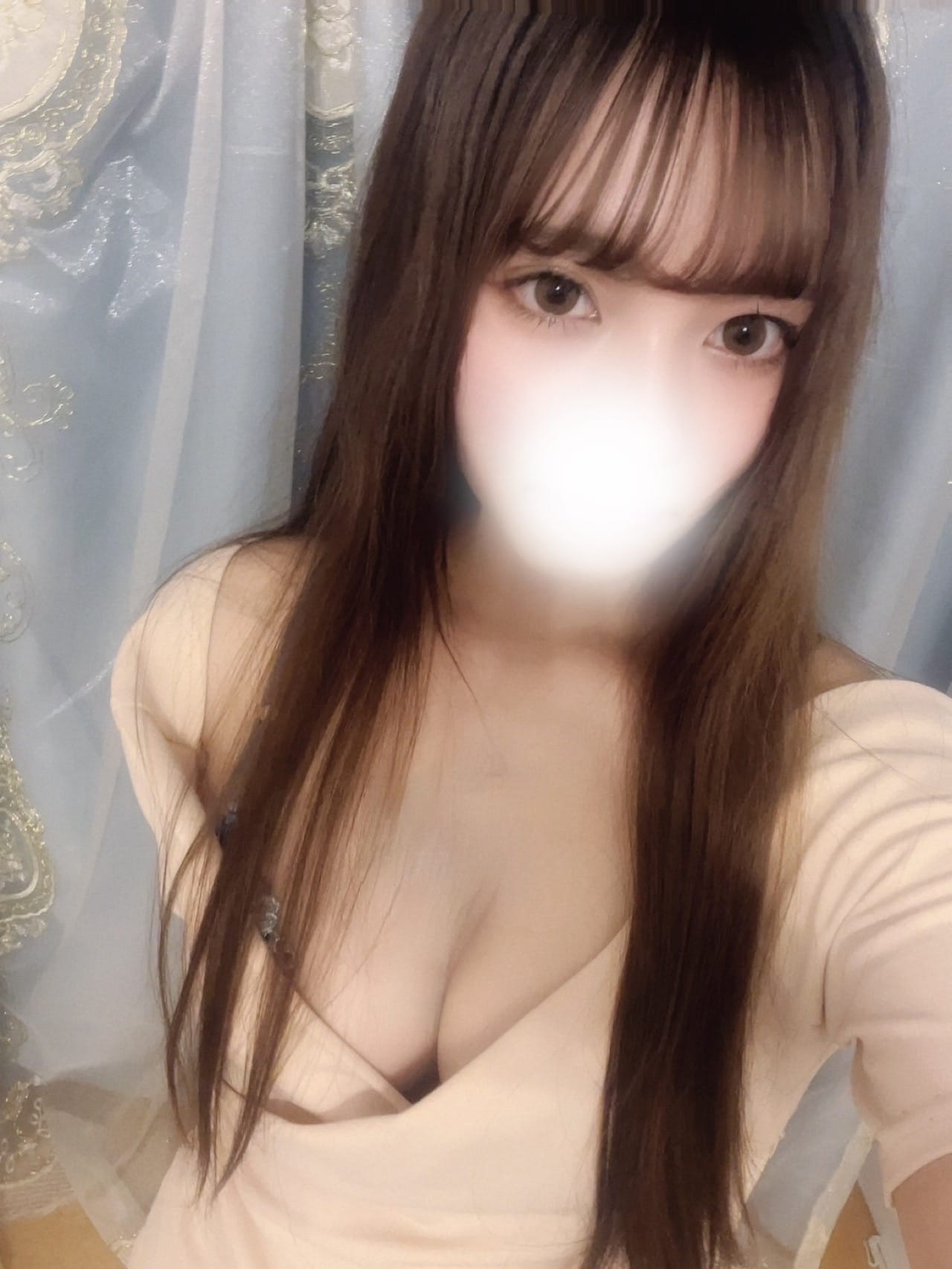 Velina (ヴェリナ) るね