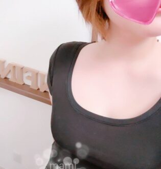 Infini (アンフィニ) まみ