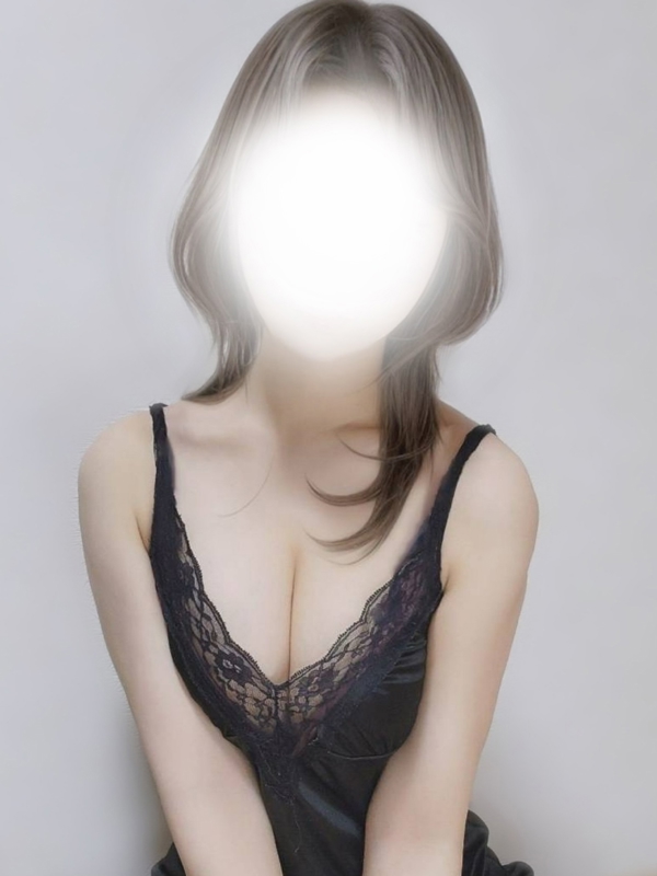 shiny (シャイニー) 菜摘