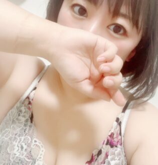 夢叶 かすみ