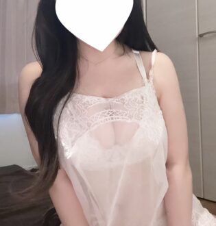 夢叶 まゆ