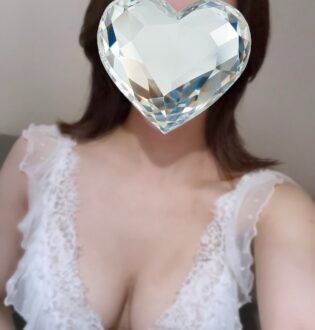 夢叶 えみ