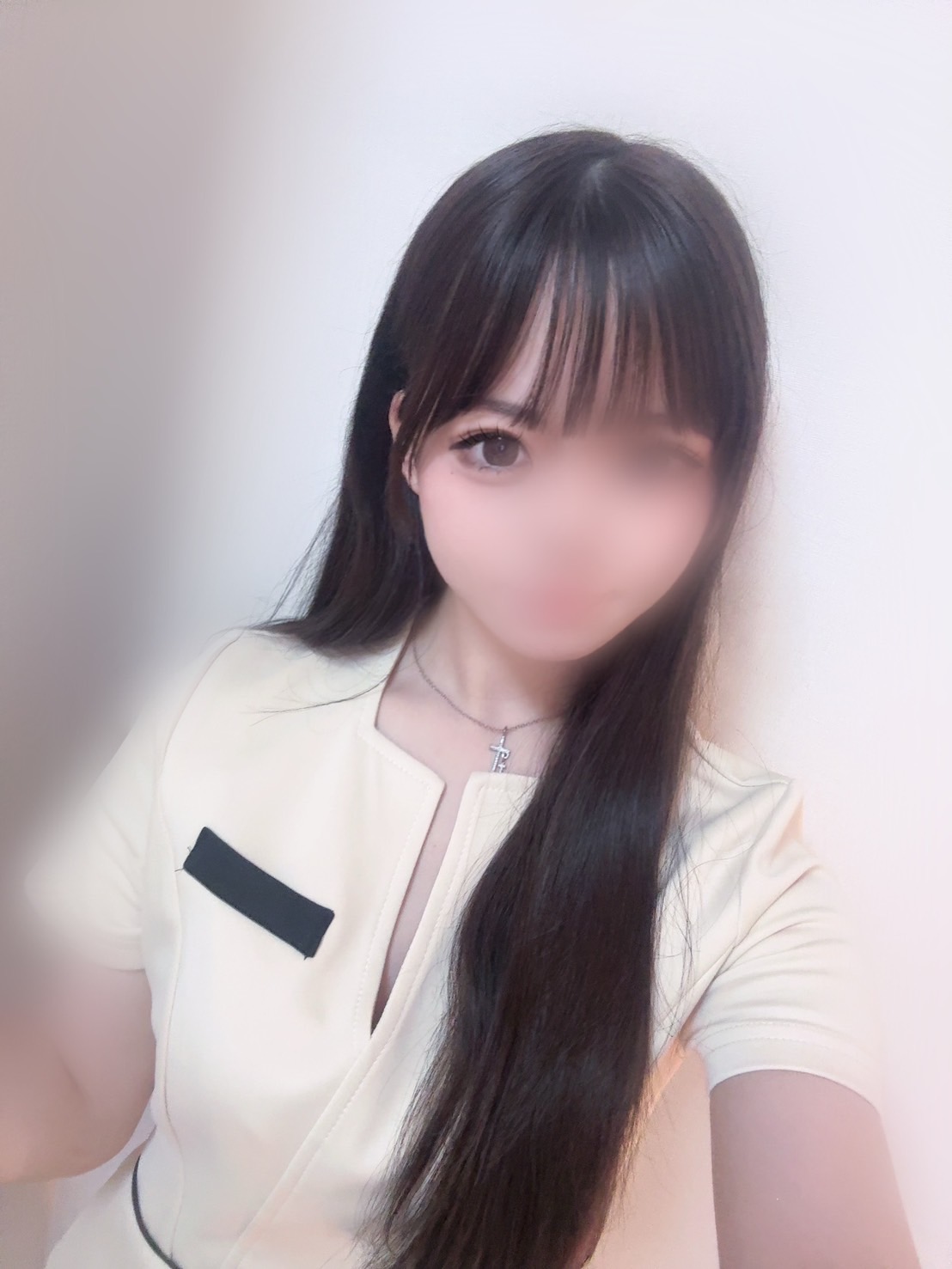 BLACK ROSE (ブラックローズ) 綾瀬ひより