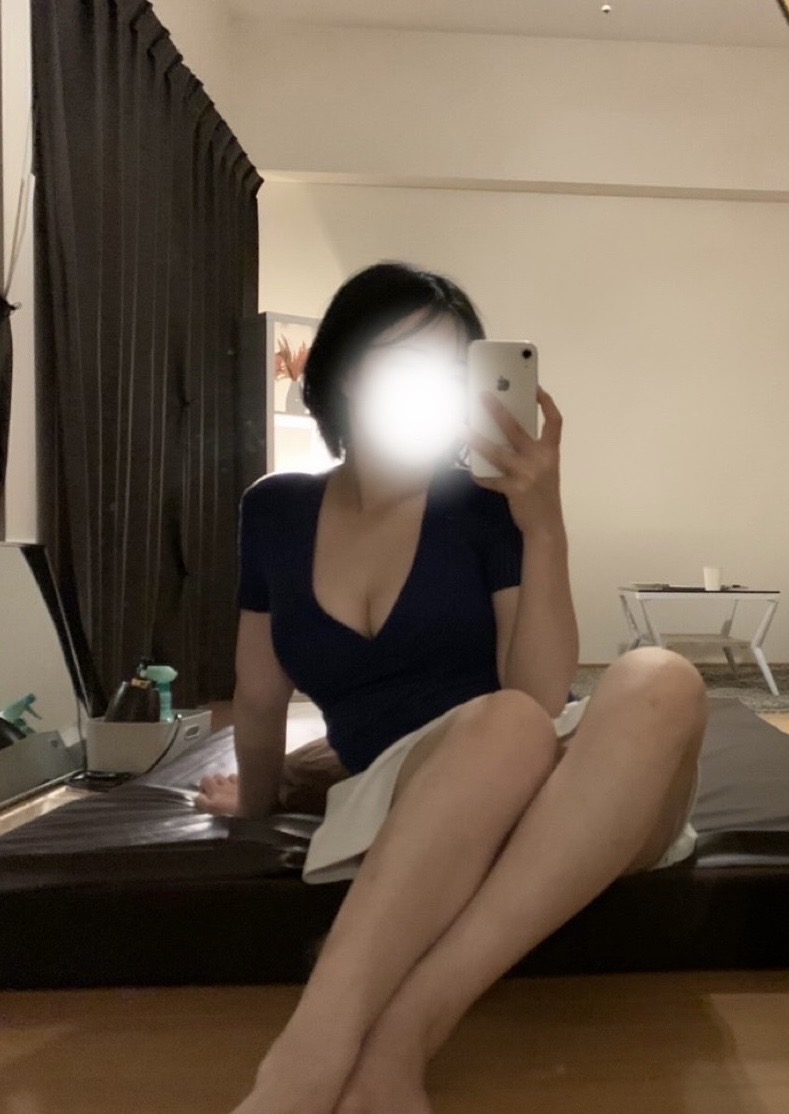 AROMA Louis (アロマルイ) 御堂桃子