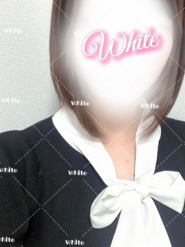 ホワイト ケイ