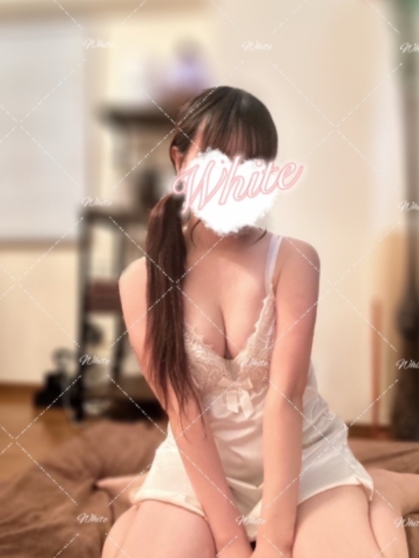 ホワイト エナ
