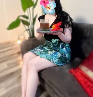 美らエス 花城ここね