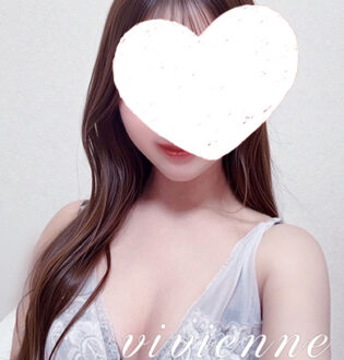 vivienne (ヴィヴィエンヌ) 美玲
