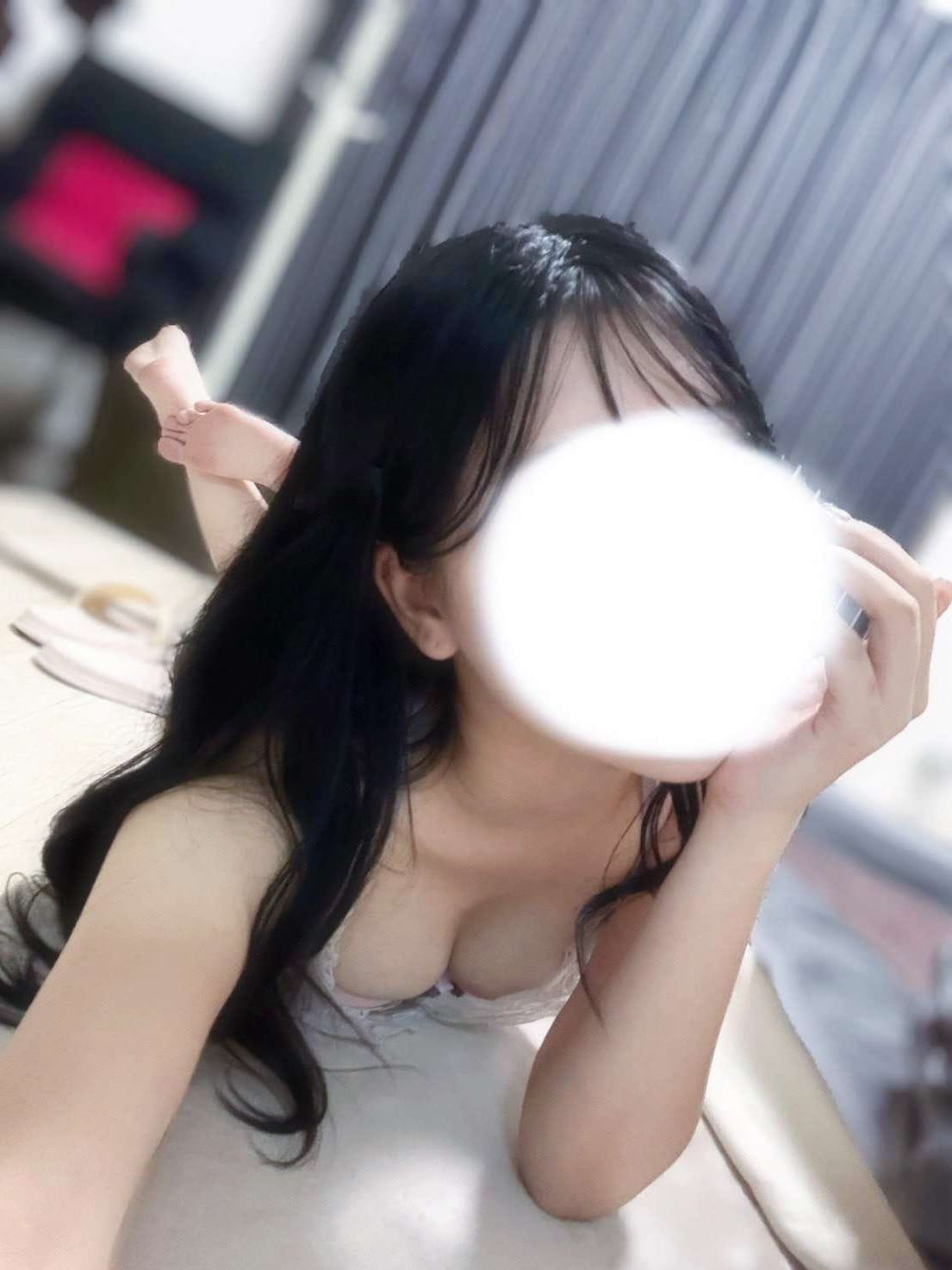 Confidence (コンフィデンス) 萌奈