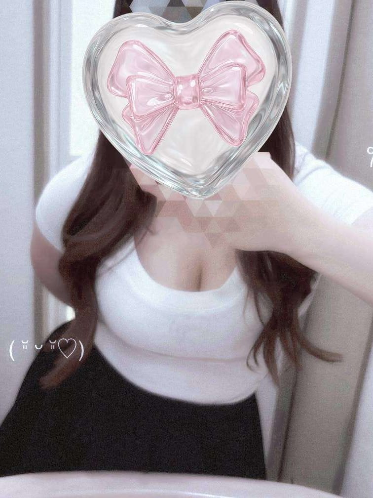 Confidence (コンフィデンス) 莉々愛