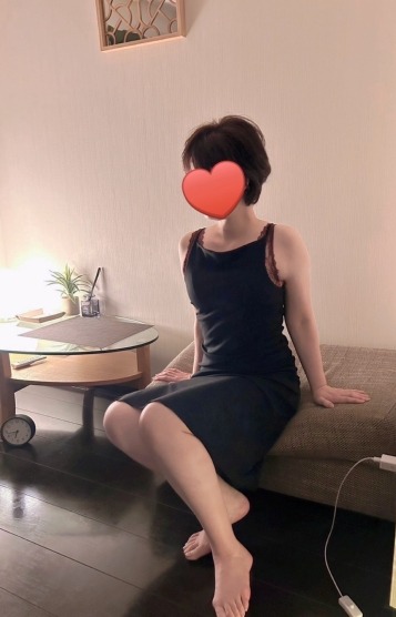 博多メンズエステ 艶女 (アデージョ) もえ