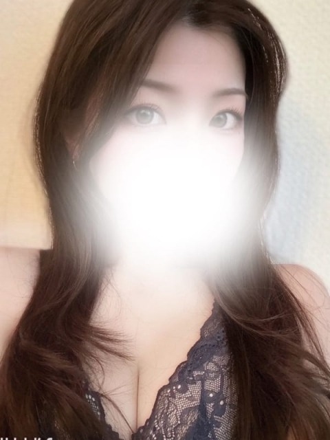 Aillis (アイリス) くれは